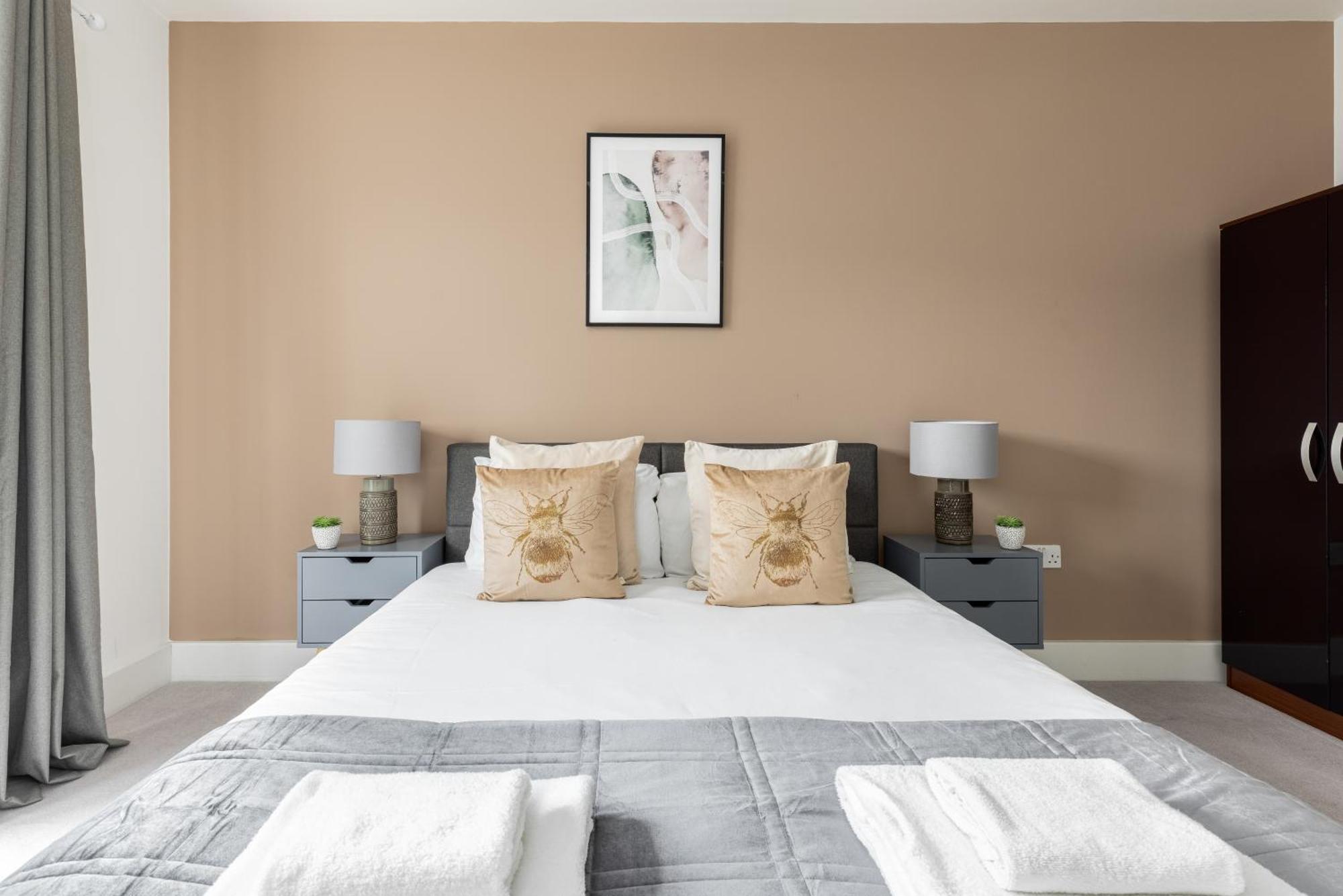 The Bridge Apartment Londra Esterno foto